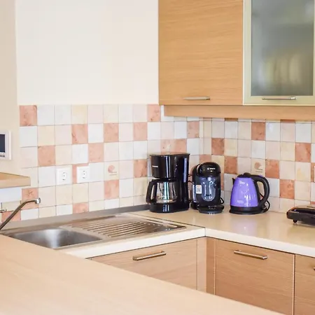 Zoe's Flat Megali Ammos شقة